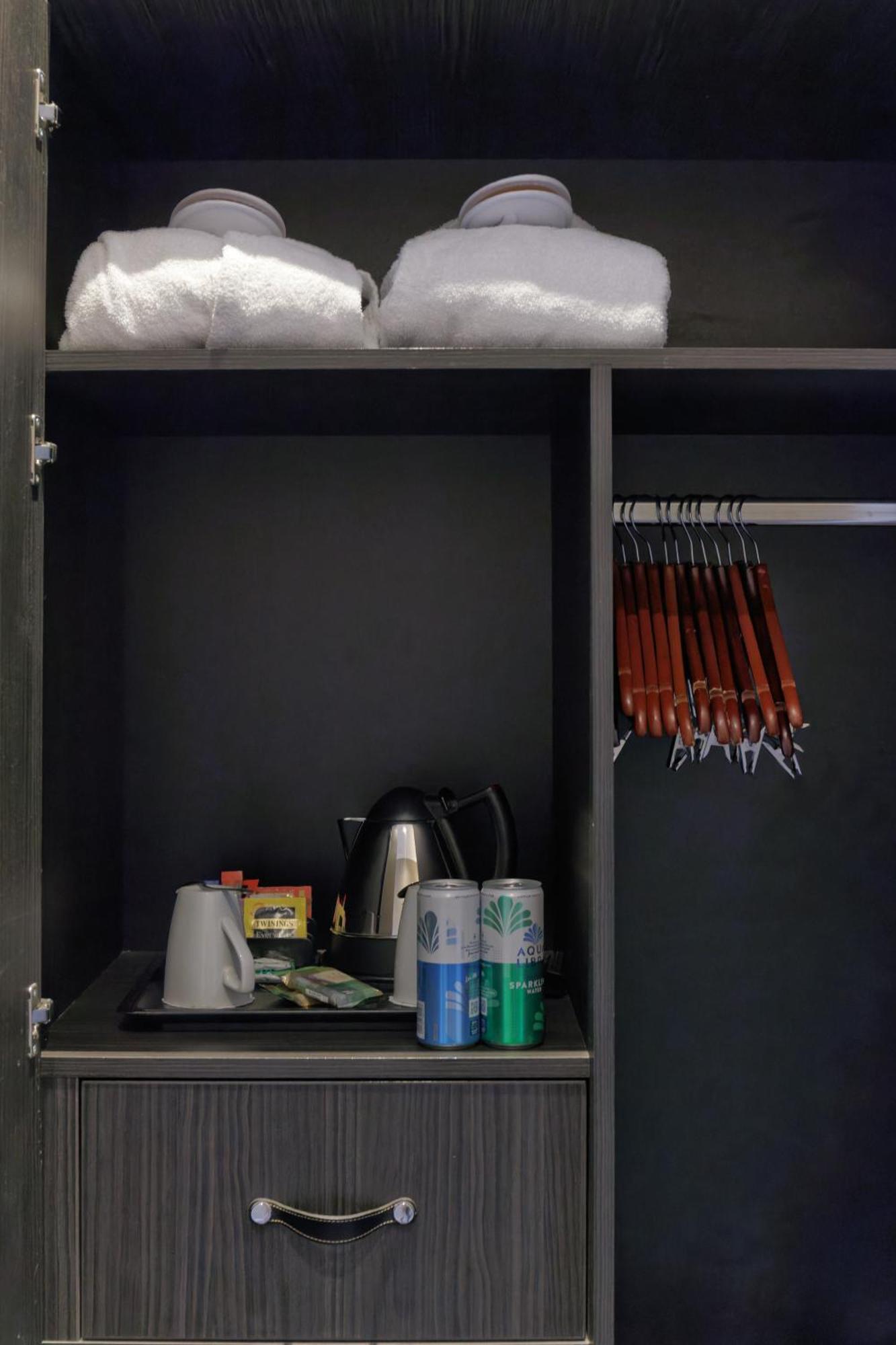 Doubletree By Hilton Edinburgh City Centre Экстерьер фото