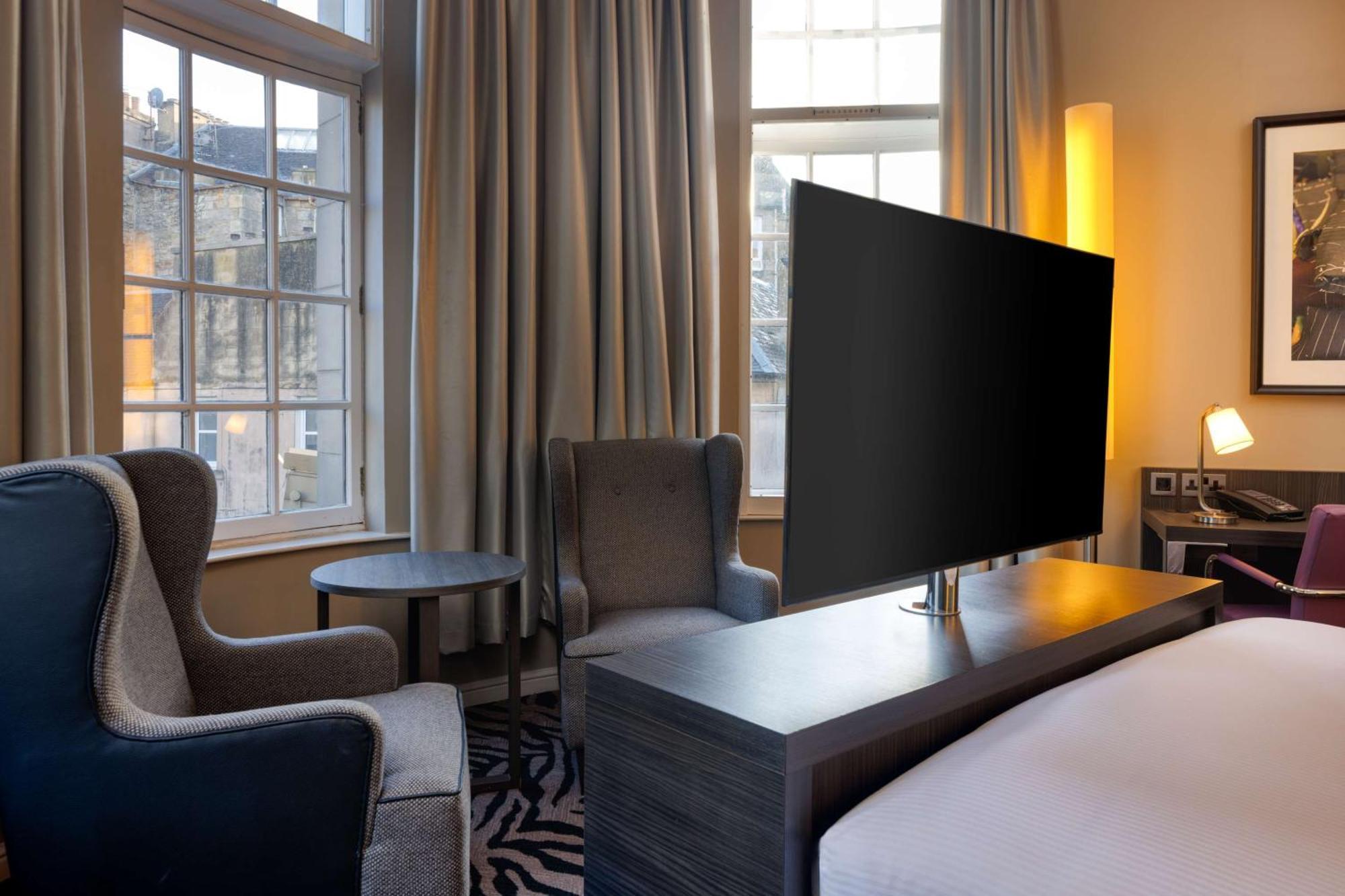 Doubletree By Hilton Edinburgh City Centre Экстерьер фото
